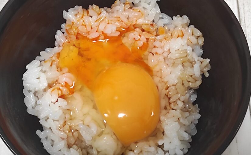 卵かけご飯と花椒ラー油。本格的な麻婆豆腐のやつ