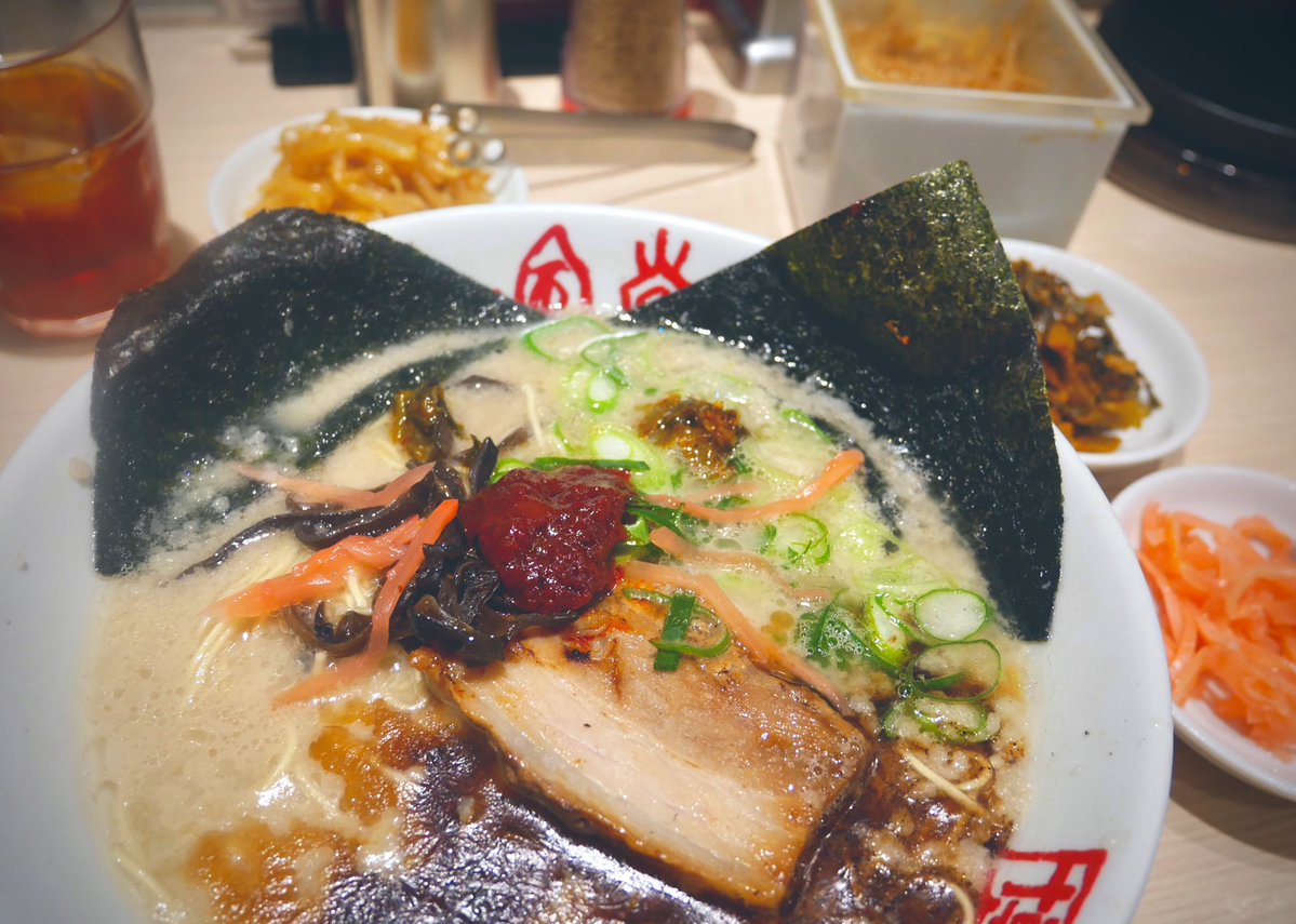 博多一風堂 一風堂も猫の日に何かやりたいにゃ と考えて無料の副菜とかでネコを表現しようとしてみたけどあんまりうま 22 02 22 俺ノランキング