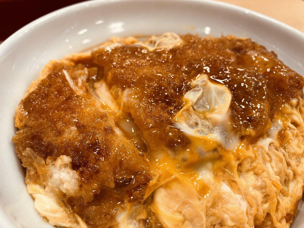 なか卵 改めて考えるとカツを卵でとじてる カツ丼ってめちゃくちゃ最高ですよね カツ丼が私の胃袋を掴んで離さ 22 03 07 俺ノランキング